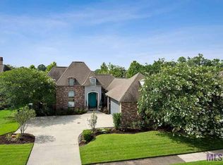 9505 Country Lake Dr, Baton Rouge, LA 70817