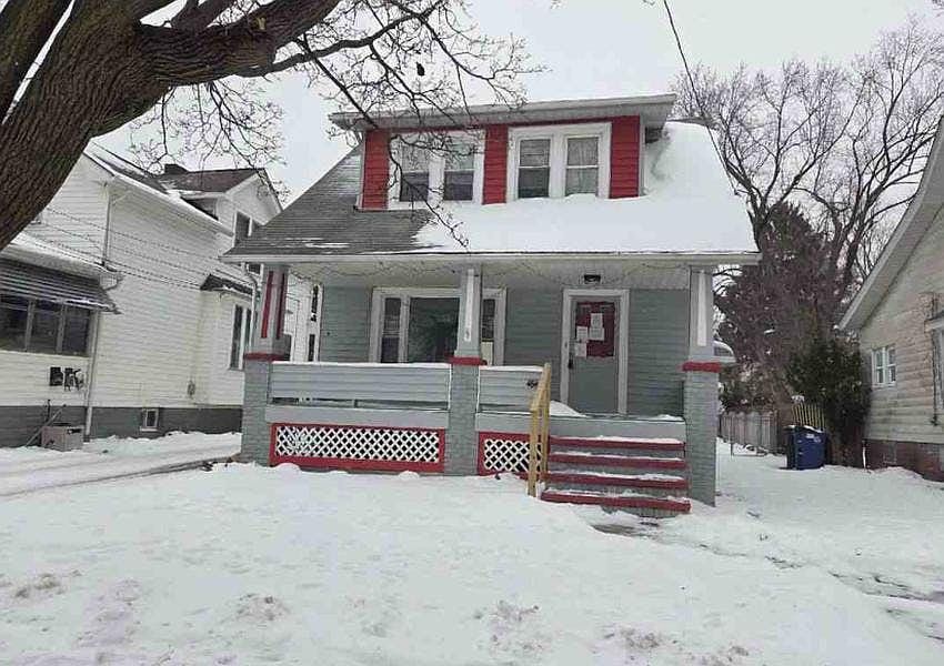 1st image of 4816 Stickney Ave