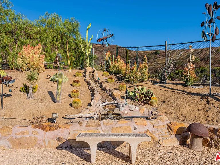 34136 Mulholland Hwy — Photo 49