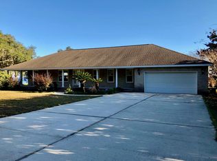184 Bayshore Dr, Freeport, FL 32439