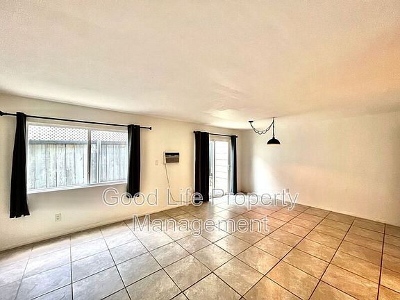3rd image of 3929 33rd St