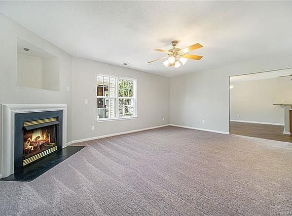 5th image of 3709 Wondering Oak Ln