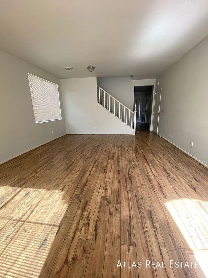 *Coming Soon* Amazing 4 Bedroom With A Large Loft! — Photo 3