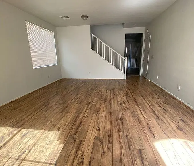 1922 Silver Crest Ct — Photo 3