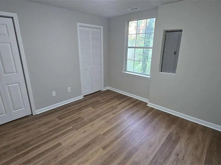 3025 Mangum Dr #B — Photo 11