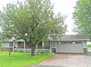 8362 S Lakeshore Dr, Rogers, AR 72756