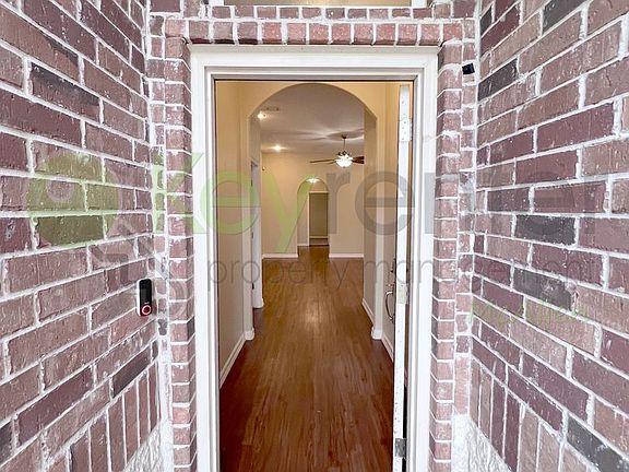 5th image of 608 Olympic St