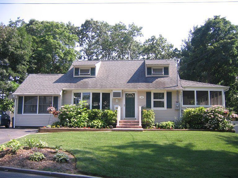 1st image of 16 Grand Haven Dr