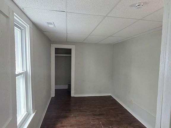4th image of 128 Rhode Island St #2