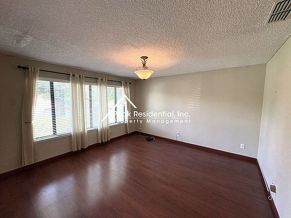 5th image of 11037 Mammoth River Ct