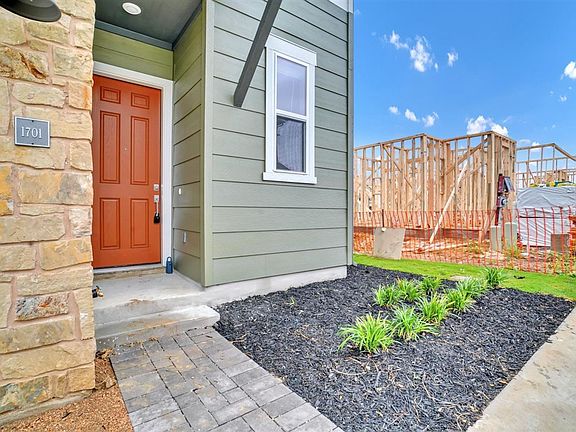 2nd image of 1015 Vista View Dr #1701