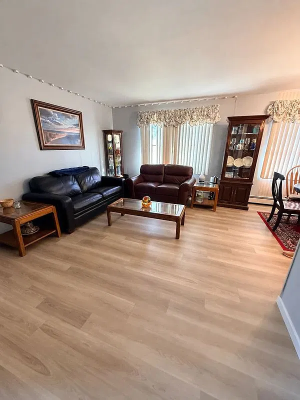 1 bed, 1.0 bath, 700 sqft, $2,250 — Photo 1