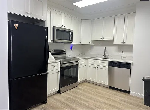 137 Franklin St #201 Photo 1