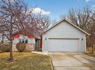 2105 Lincoln St S, Northfield, MN 55057