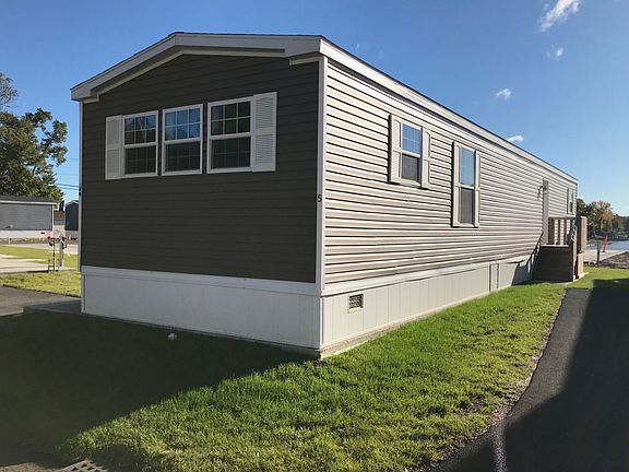 2nd image of 5 Windward Way