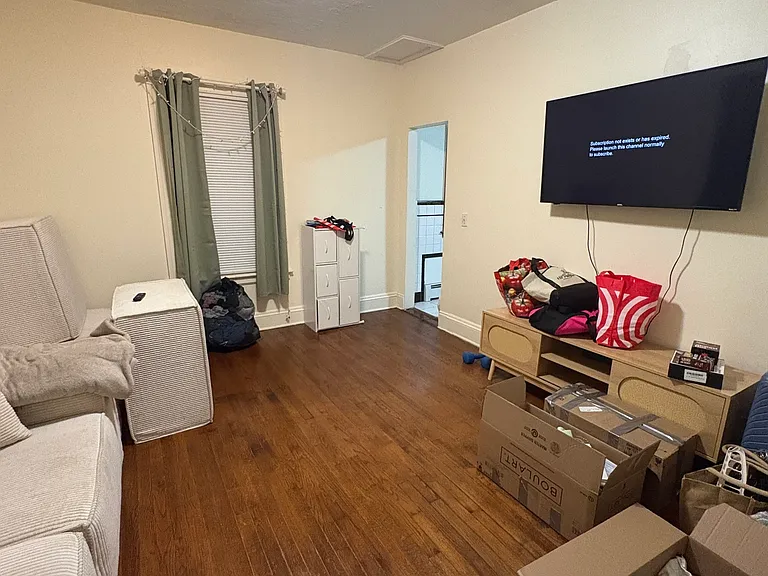 137 Hawkins St — Photo 6