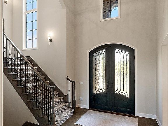 5th image of 4838 Pinecrest Ct