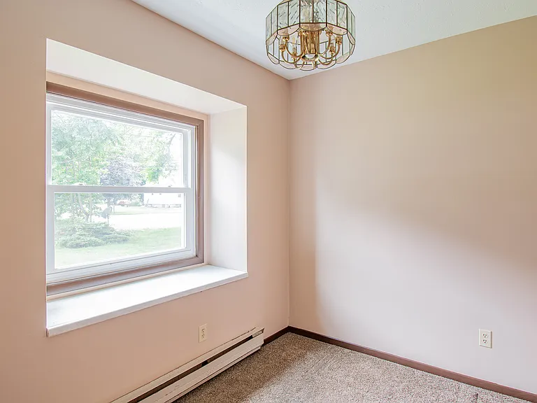 217 Edwin St NW #A — Photo 7