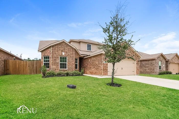 4 bed, 2.5 bath, 2171 sqft, $1,835 — Photo 2