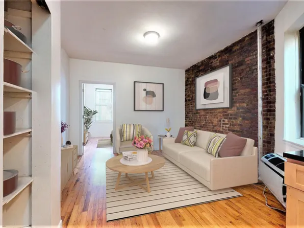 1441 York Avenue image 1 of 10