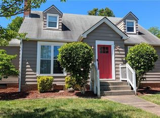 7513 Greenlawn Dr, Summerfield, NC 27358