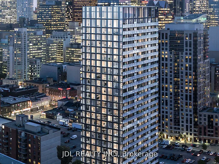 47 Mutual St #506 — Photo 2