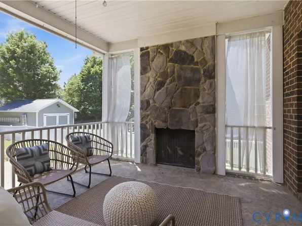 1921 Sharbel Cir, Glen Allen, VA 23059