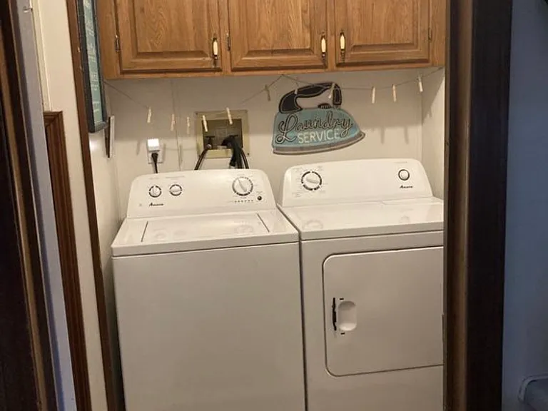 107 Puckett Rd — Photo 12