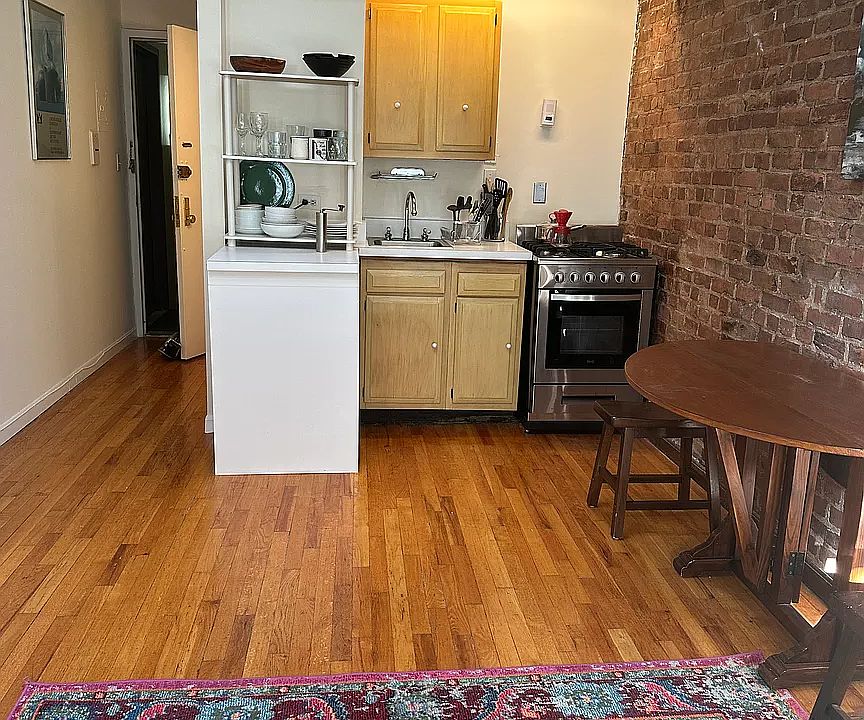 2nd image of 363 W 19th St #3FE