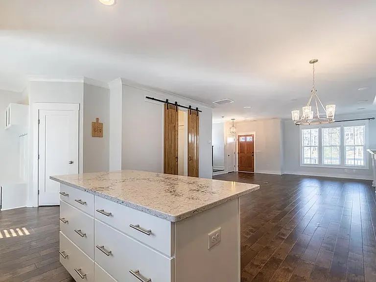 675 Great Ridge Pkwy — Photo 19