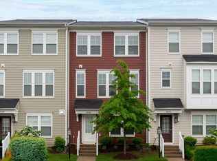 3536 Grand Forks Blvd, Charlottesville, VA 22911
