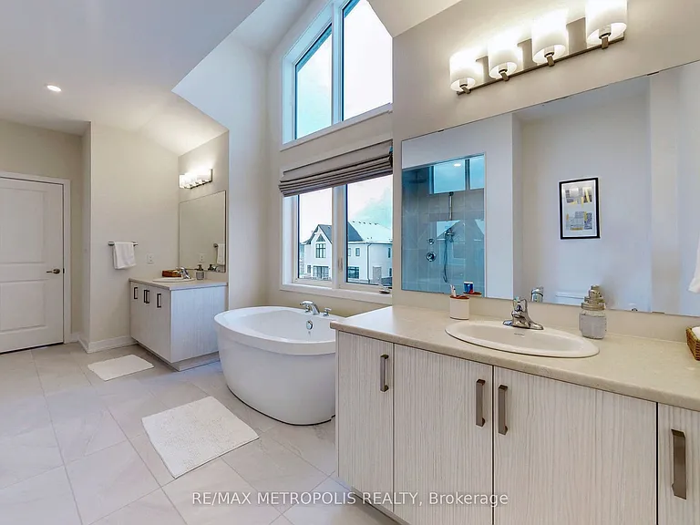104 Stoneleigh Dr — Photo 22
