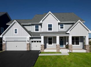 4220 Millstone Dr, Chaska, MN 55318