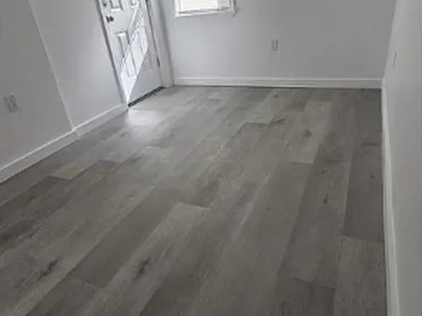 408 Chaplin St SE #2, Washington, DC 20019