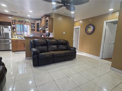 20709 Alburtis Ave, Lakewood, CA, 90715