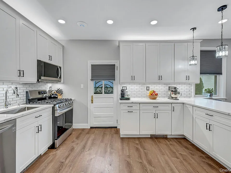 32 Glendale Ave