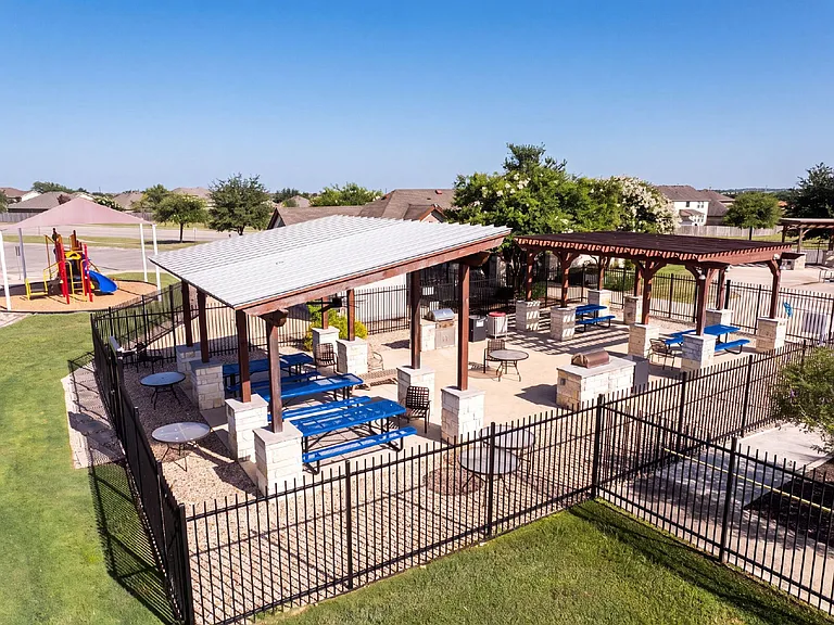 6097 Heron Dr — Photo 51