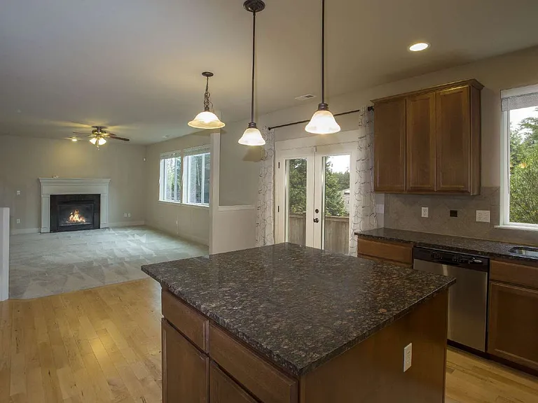 22918 36th Dr SE — Photo 15