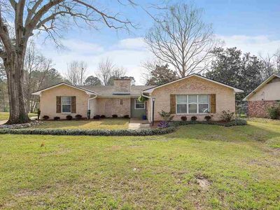 1500 Beverly Dr, Clinton, MS, 39056