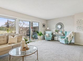 125 McKnight Rd N #K, Saint Paul, MN 55119