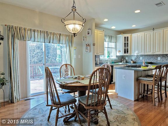 2nd image of 12129 Sandown Ct