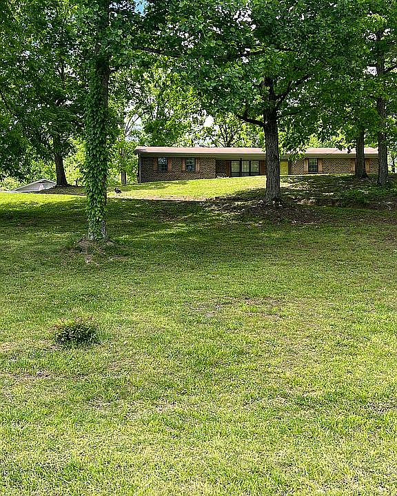1st image of 848 Carson Rd SE