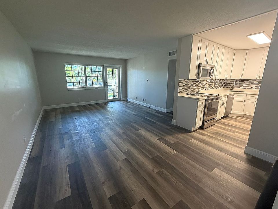 1st image of 1951 NE 2nd Ave APT 216I