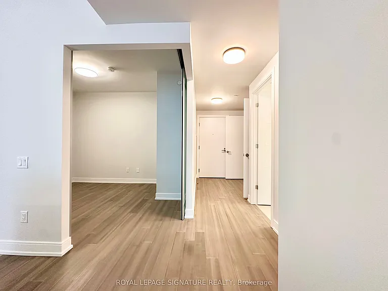 664 Spadina Ave #210 — Photo 11