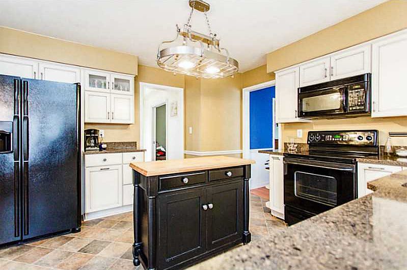 1st image of 1508 Notley Dr