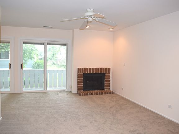 3rd image of 285 Mayfair Ln #2C