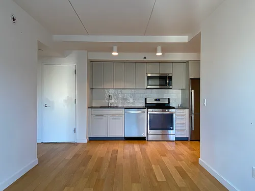 150 Union Ave #7K Photo 1