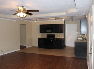 129 Mountain View Dr, Azle, TX 76020