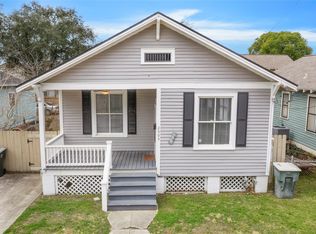 2005 37th St, Galveston, TX 77550