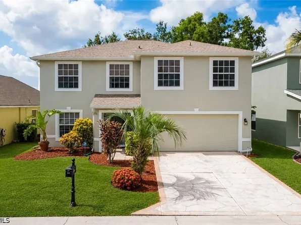 8889 Fawn Ridge Dr, Fort Myers, FL 33912